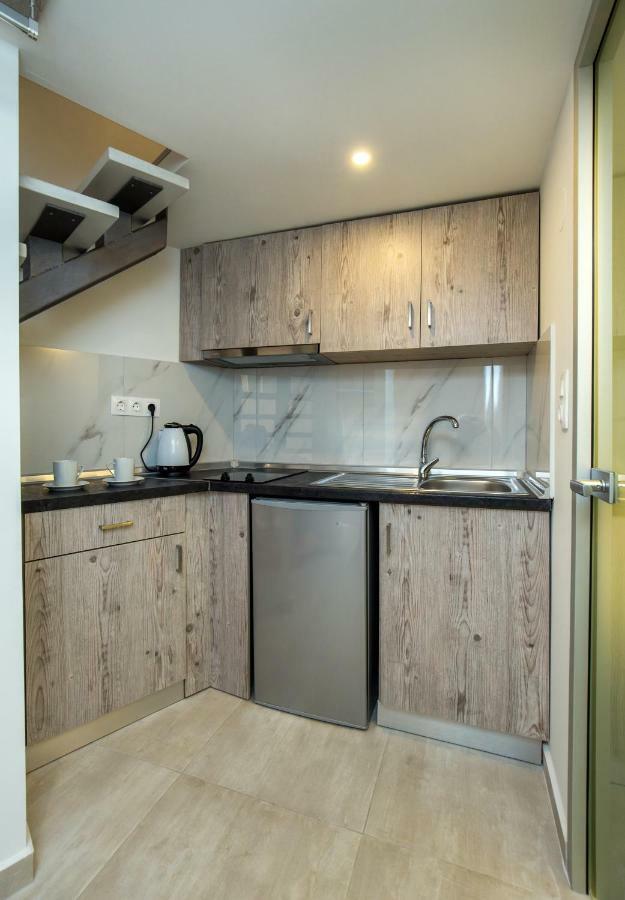 Appartement Mr & Mrs K Lofts à Potos Extérieur photo